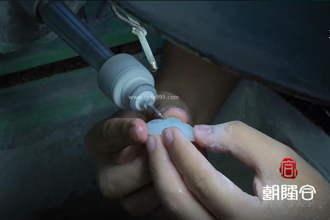 一塊玉在北京買，在新疆買，在蘇州買，價(jià)格都會(huì)不同。(圖7)