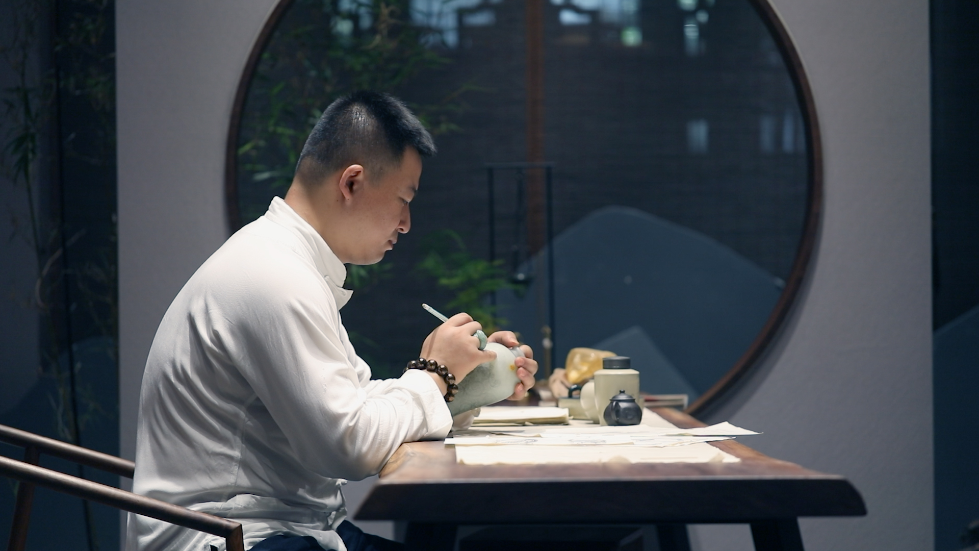 實(shí)用藝術(shù)，手疑無(wú)物——范棟強(qiáng)