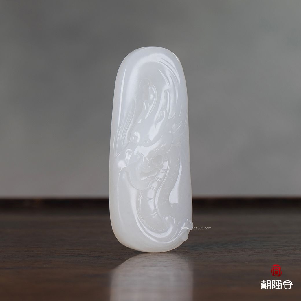 龍行天下