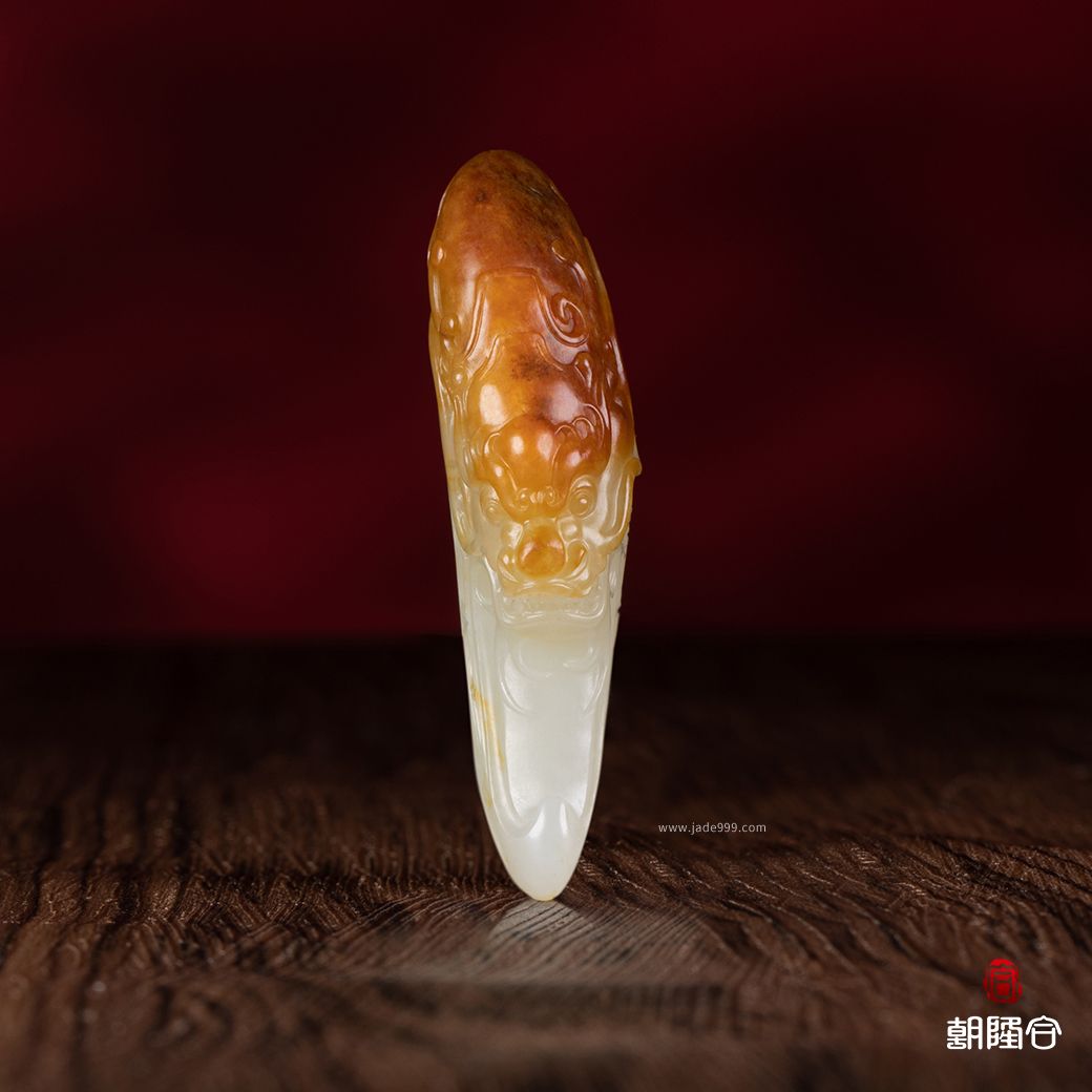 龍行天下